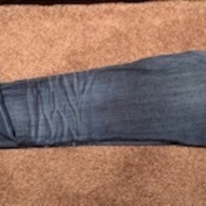 AG "The Stilt Roll Up, Cigarette Roll up"